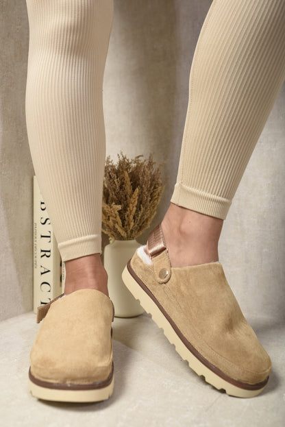She Wears Glory™ Faux Fur Slingback Closed Toe Clogs