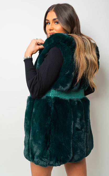 She Wears Glory™ Faux Fur Zip Up Gilet