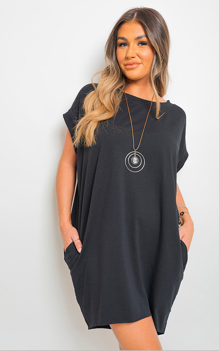 She Wears Glory™ Short Sleeve with Front Pockets Top