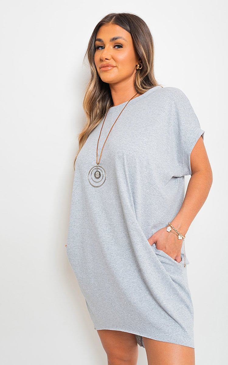 She Wears Glory™ Short Sleeve with Front Pockets Top