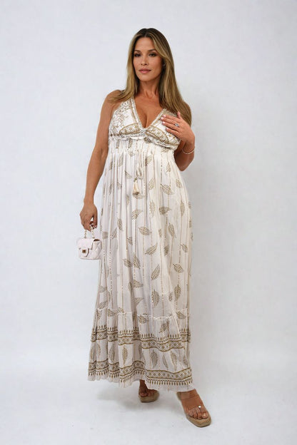 She Wears Glory™ Dazzling Leaf Print Spaghetti Strap Maxi Dress