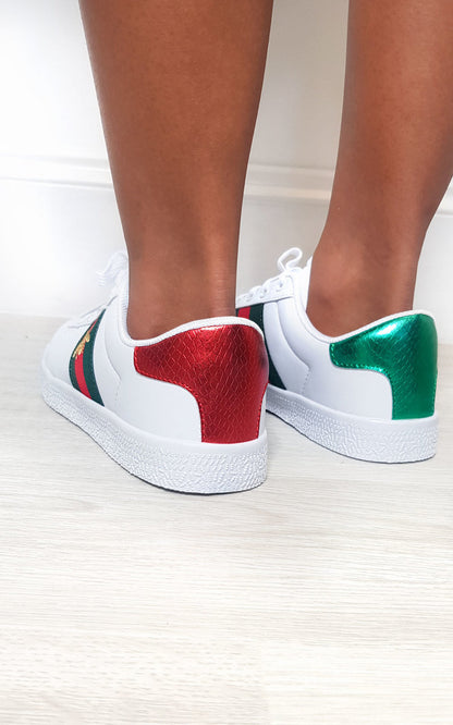 She Wears Glory™ Striped Bee Design Trainers