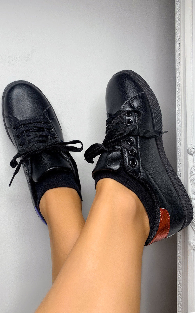 She Wears Glory™ Striped Bee Design Trainers