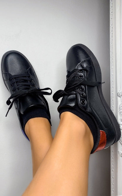 She Wears Glory™ Striped Bee Design Trainers
