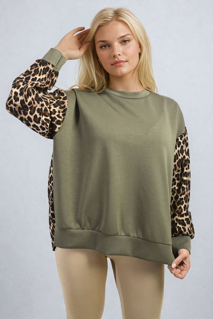 She Wears Glory™ Leopard Print Long Sleeve Knitted Jumper