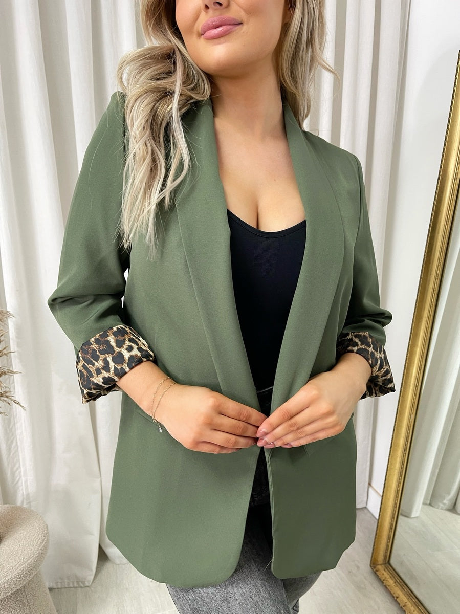 She Wears Glory™ Mira Leopard Print Blazer Jacket - She Wears Glory Beverly Hills