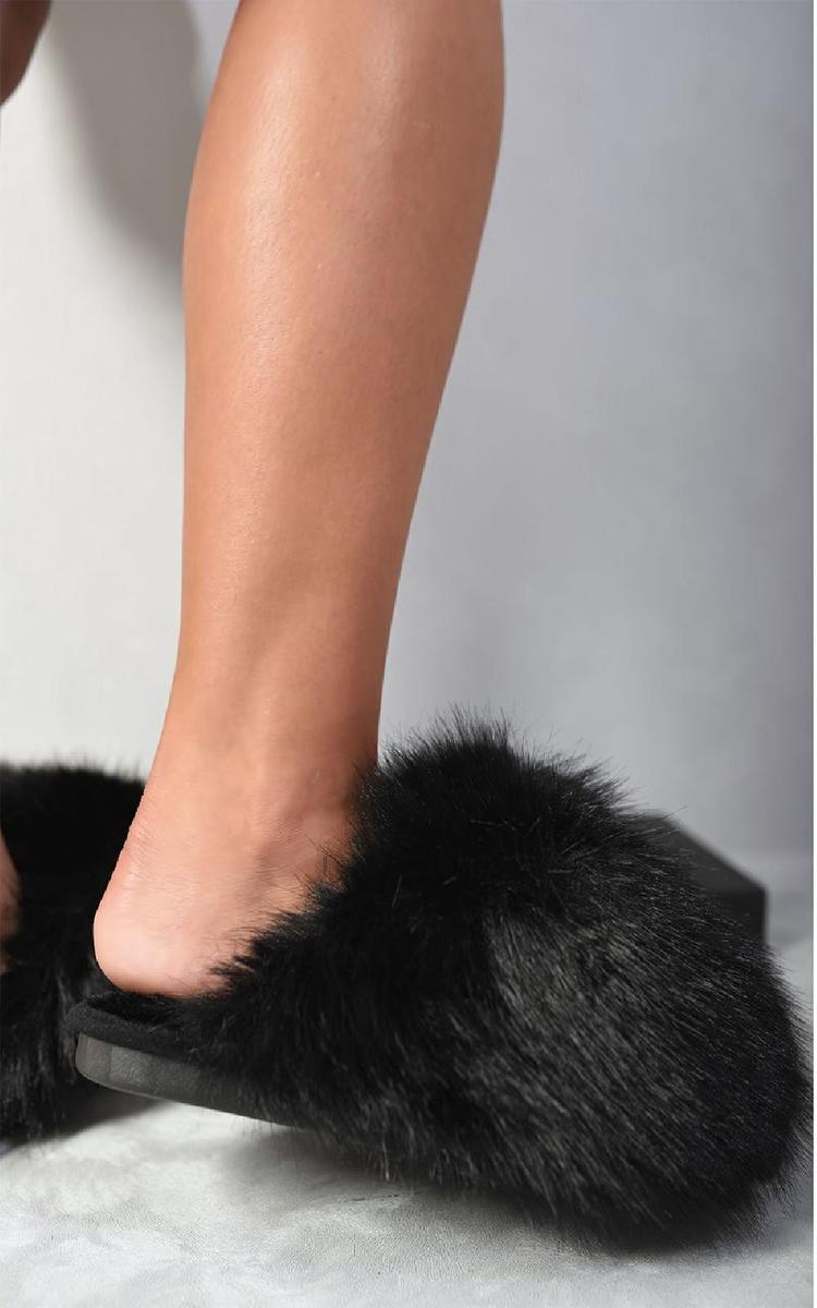 Fluffy Faux Fur Slippers - She Wears Glory Beverly Hills