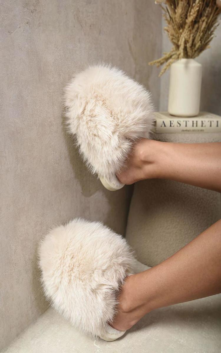 Fluffy Faux Fur Slippers - She Wears Glory Beverly Hills