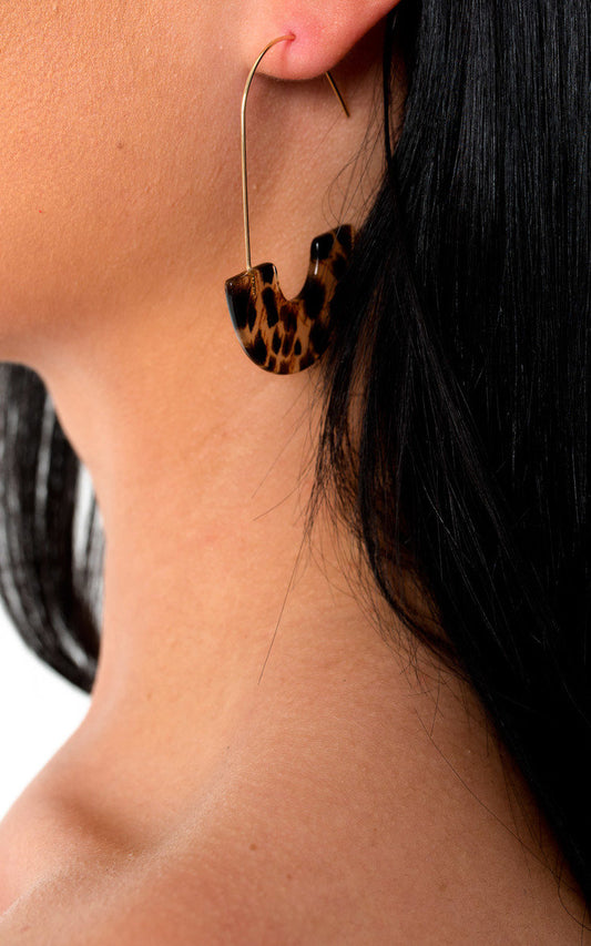 She Wears Glory™ Hook Hoop Pattern Earrings