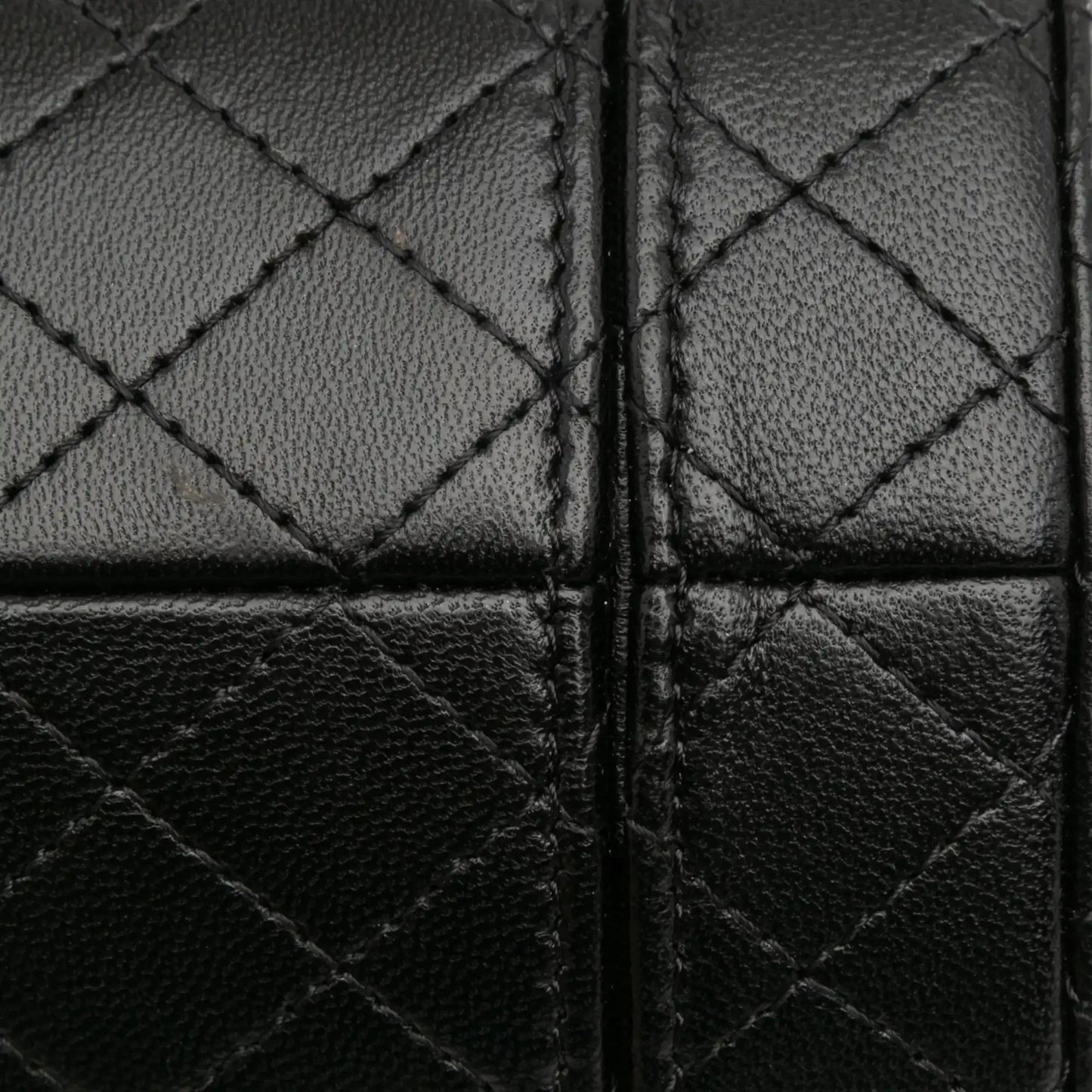 Chanel Mini Quilted Lambskin Round Vanity Case with Chain