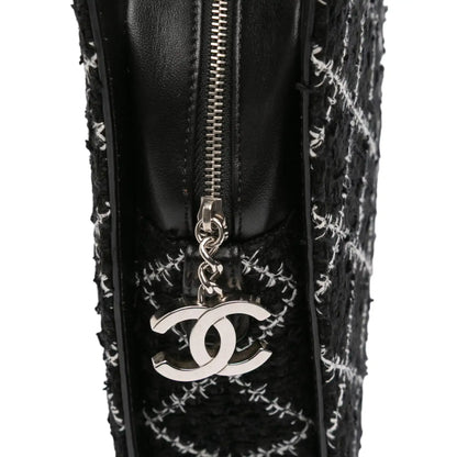 Chanel Tweed and Resin Zipped Chain Shopping Bag