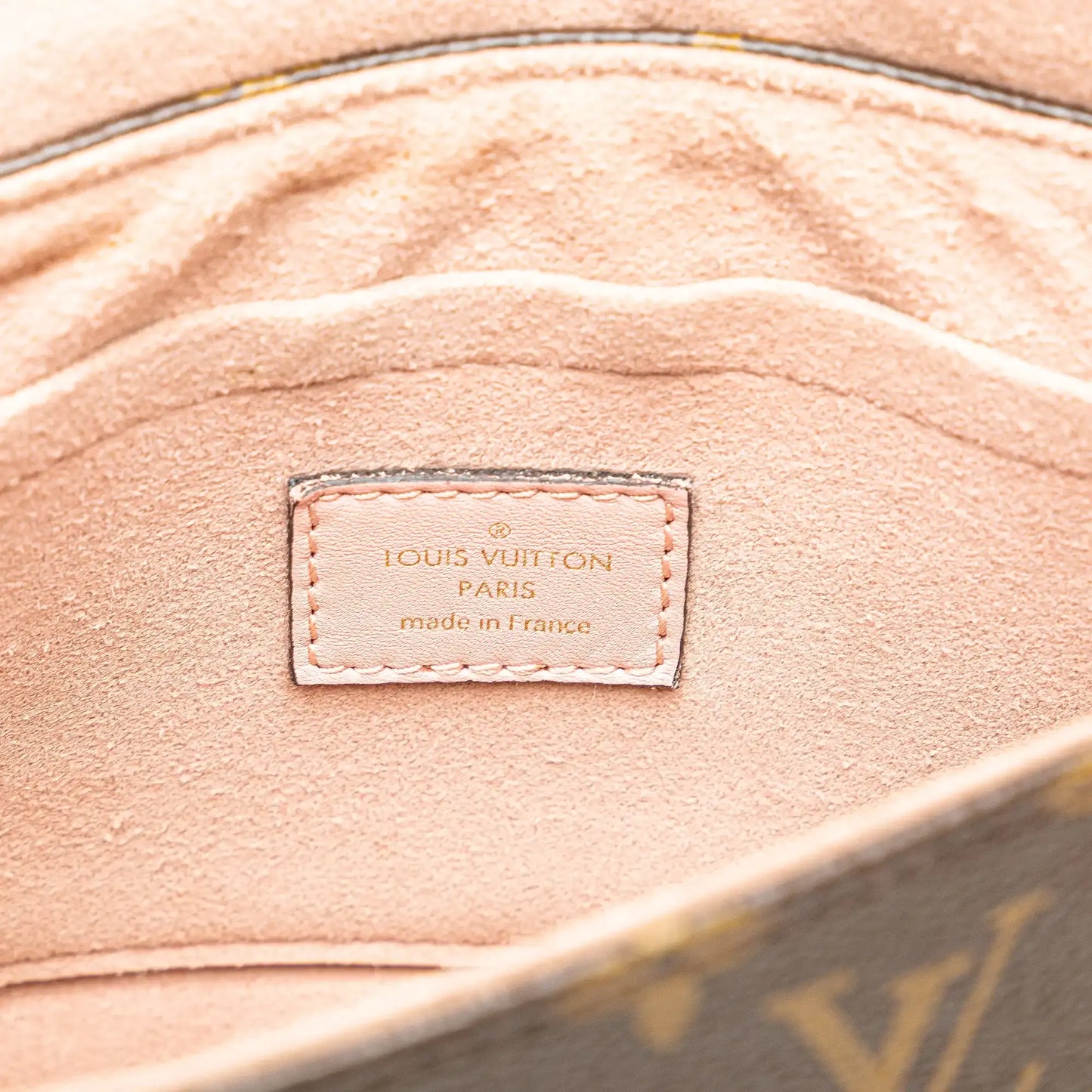 Louis Vuitton Monogram Locky BB